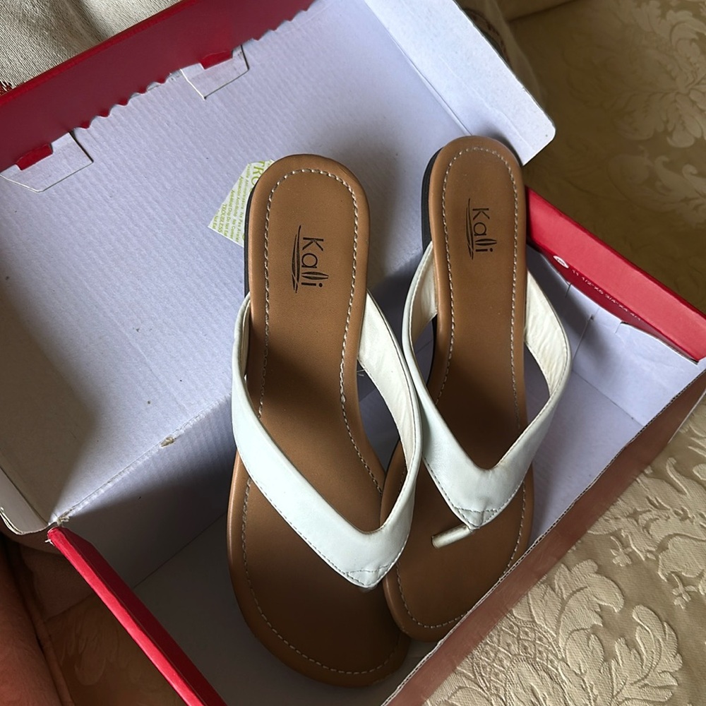 Women's Flip Flops Thong Slip On Flat Open Toe SZ 8